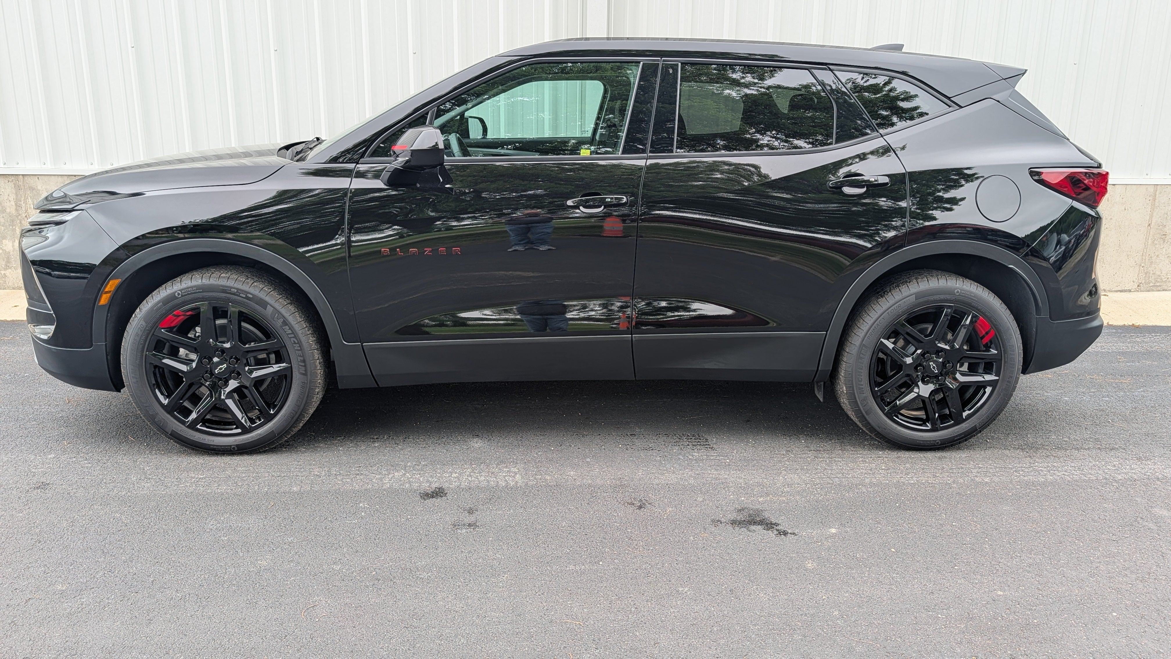 2025 Chevrolet Blazer 2LT in Black — front three-quarter view